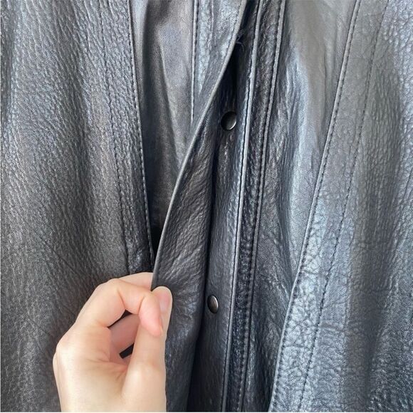 SIBYLLE LYN || vintage leather jacket - Picture 8 of 15